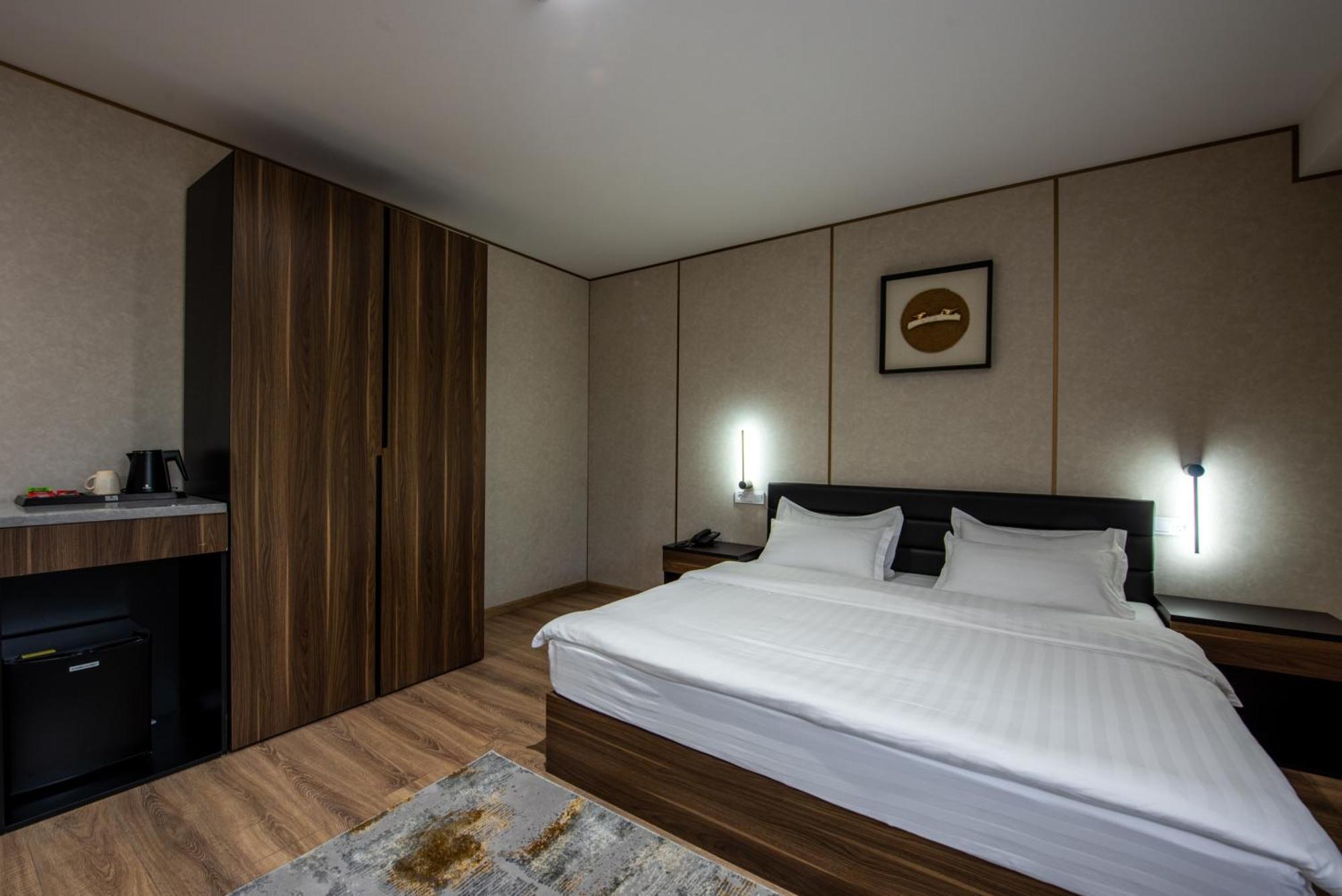 Silk Road Premium Hotel Tashkent Exterior foto